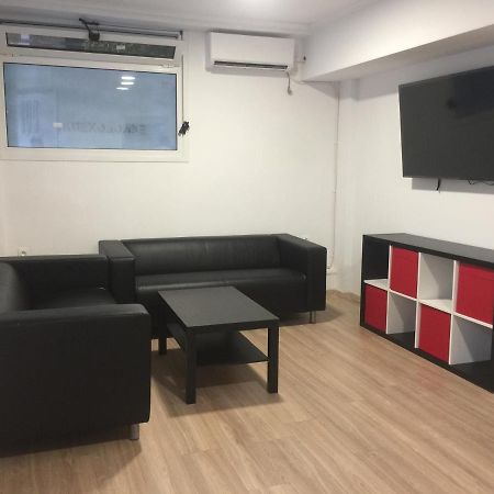 Loutraki Hostel Екстериор снимка