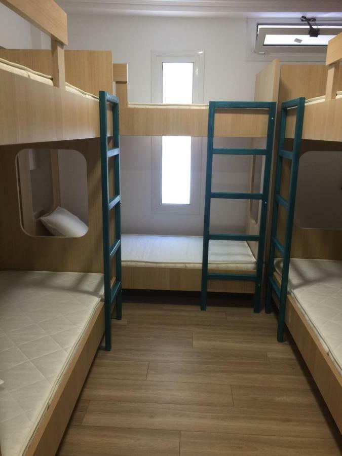 Loutraki Hostel Екстериор снимка