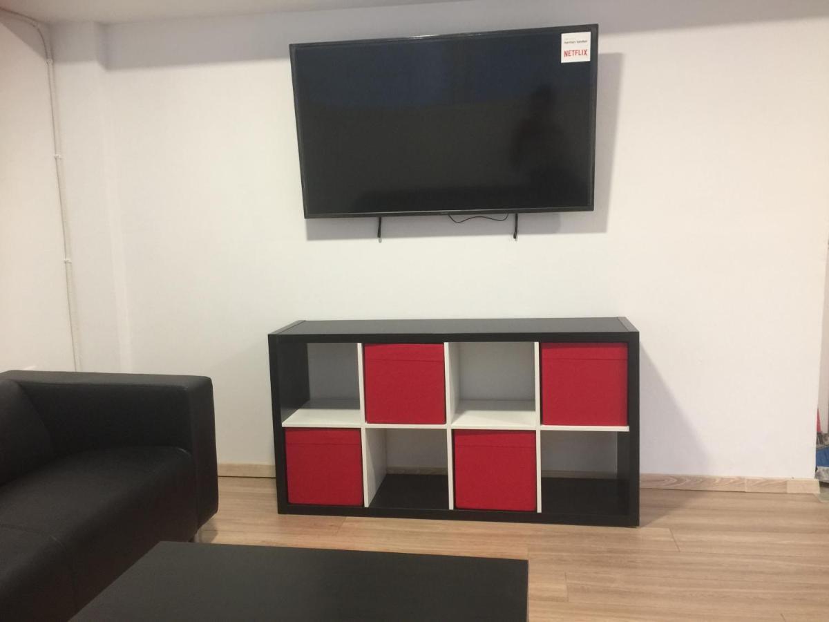 Loutraki Hostel Екстериор снимка